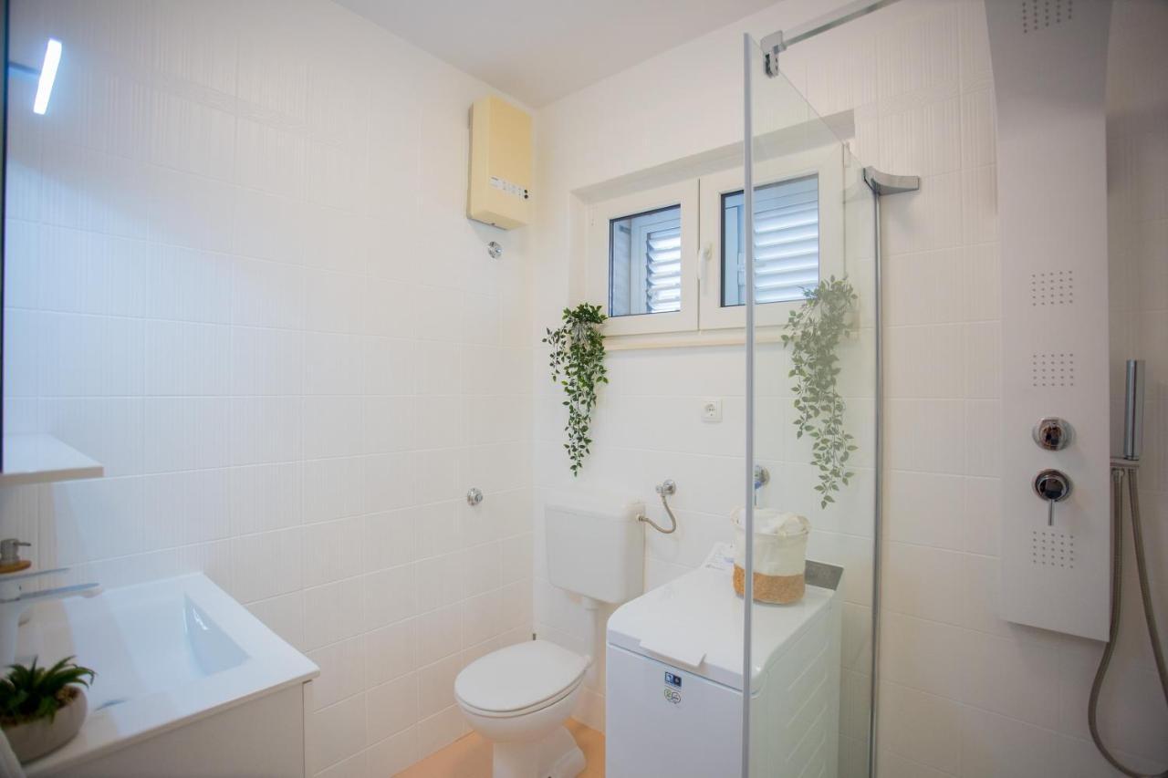 Luxury Villa Vibrass Split Extérieur photo